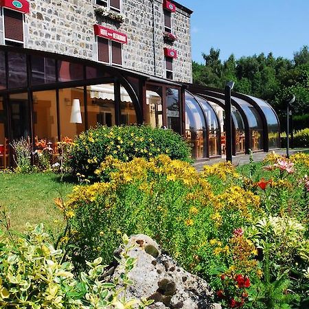 Les Hirondelles Hotell Orcines Exteriör bild