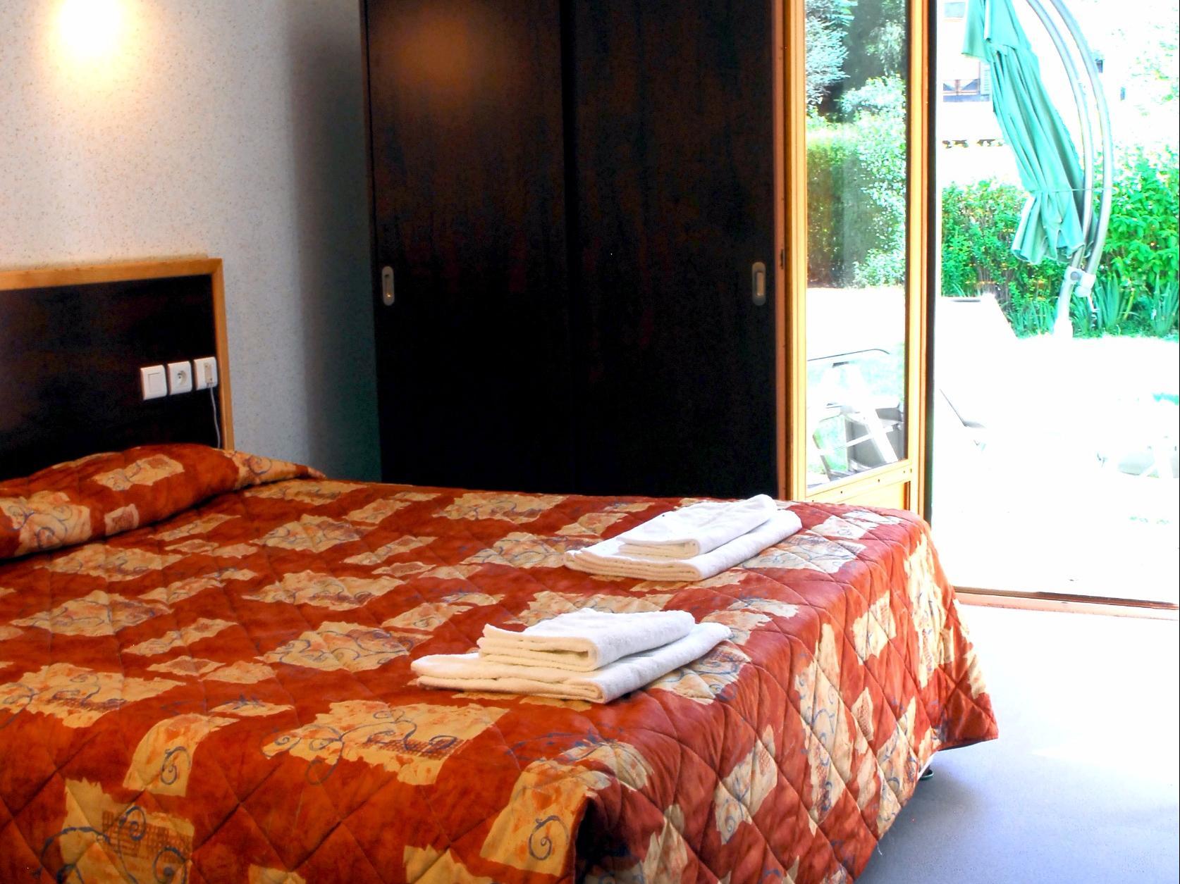 Les Hirondelles Hotell Orcines Exteriör bild
